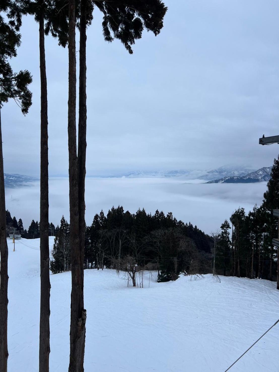 Ishiuchi Ski Center Minamiuonuma Eksteriør billede